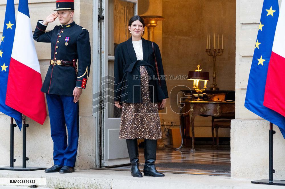 New French Government Arrives In Matignon - Paris