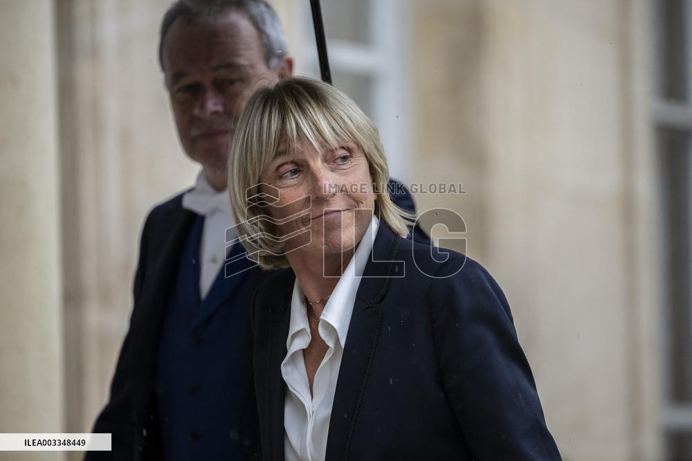 First Cabinet Meeting Of The Barnier Government - Paris