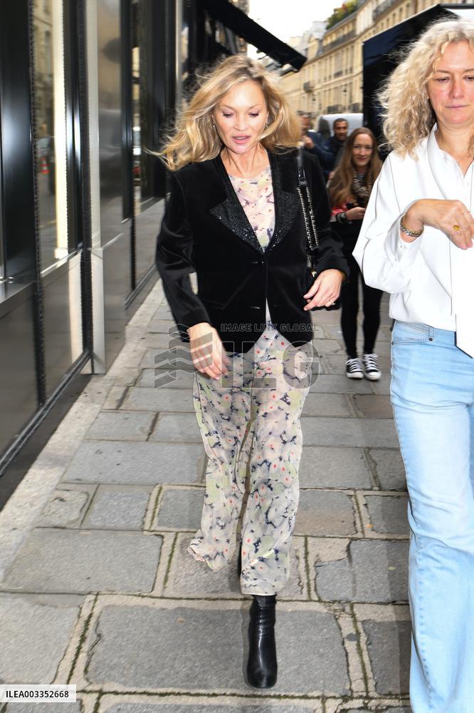 PFW - Kate Moss Arrives At Hotel Costes