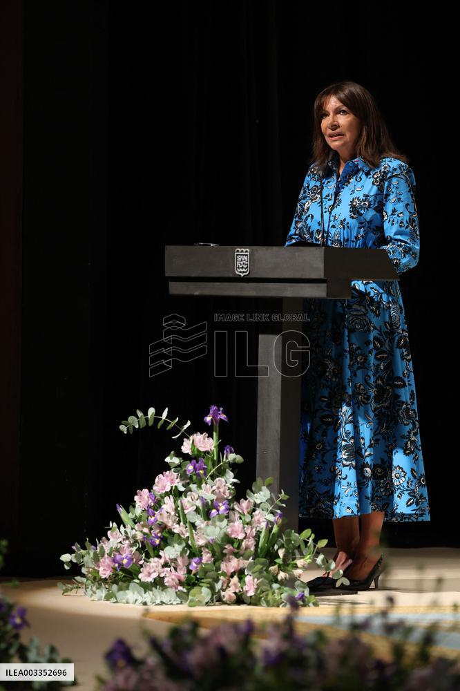 Anne Hidalgo Receives XIII Cortes de la Real Isla de Leon Award - Spain