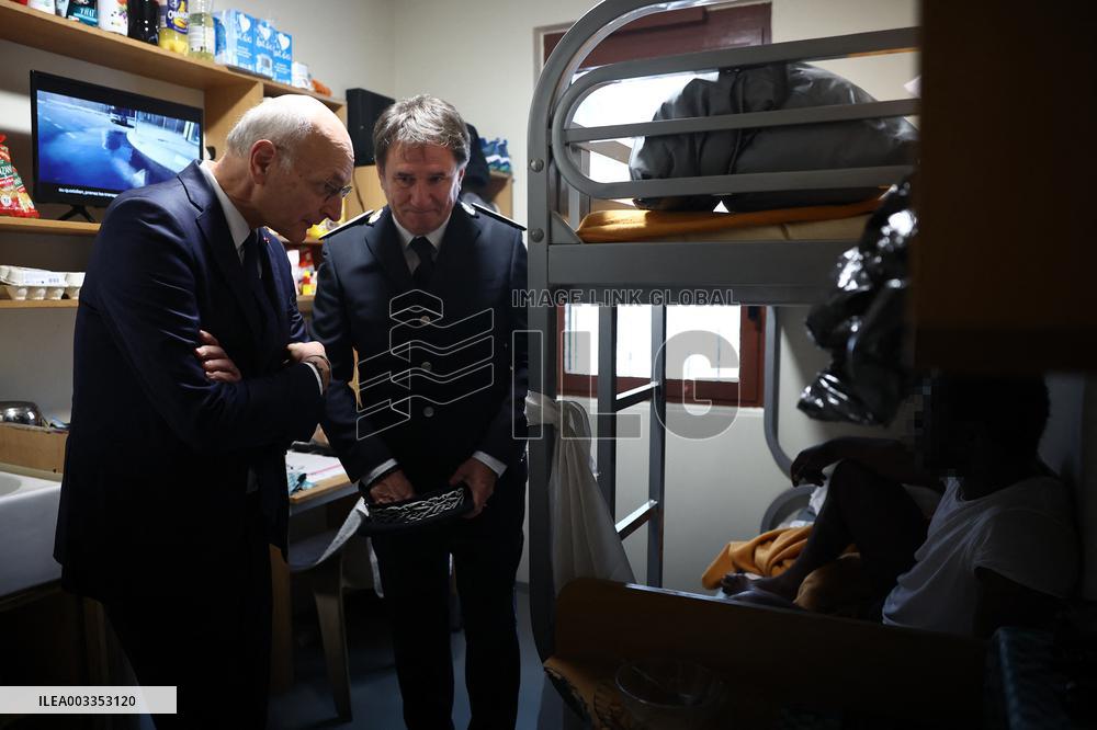 French Justice Minister Migaud Visits Paris-La-Sante Prison - Paris
