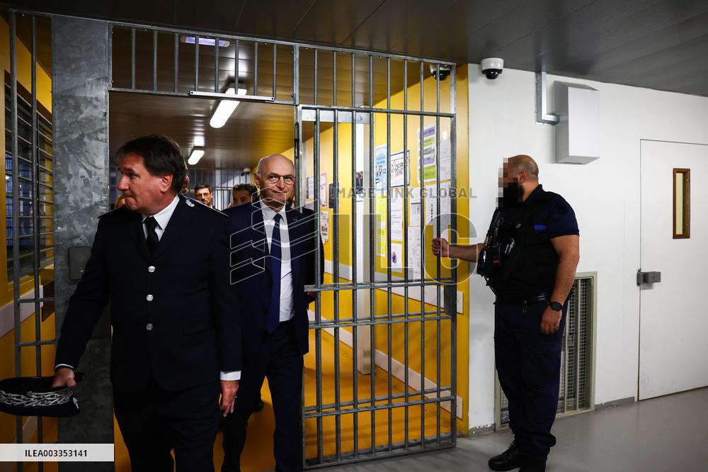 French Justice Minister Migaud Visits Paris-La-Sante Prison - Paris