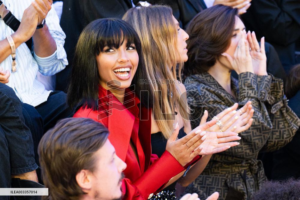 PFW - Etam Front Row