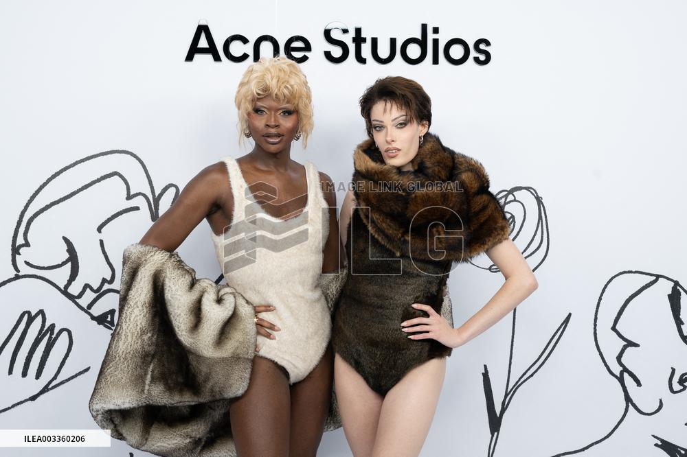 PFW - Acne Studios Photocall