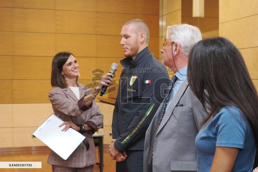 GIOCHI OLIMPICI - Olimpiadi Parigi 2024 - Commemorative plaques delivered to athletes from Emilia Romagna for participation in t
