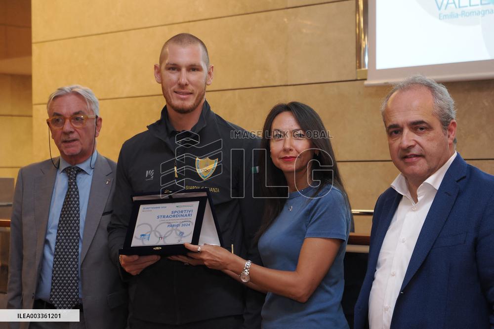 GIOCHI OLIMPICI - Olimpiadi Parigi 2024 - Commemorative plaques delivered to athletes from Emilia Romagna for participation in t