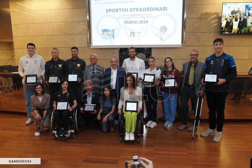 GIOCHI OLIMPICI - Olimpiadi Parigi 2024 - Commemorative plaques delivered to athletes from Emilia Romagna for participation in t