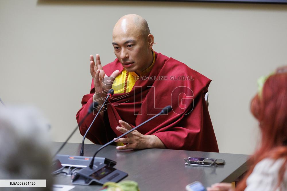 Lecture in Riigikogu "Find peace within yourself"