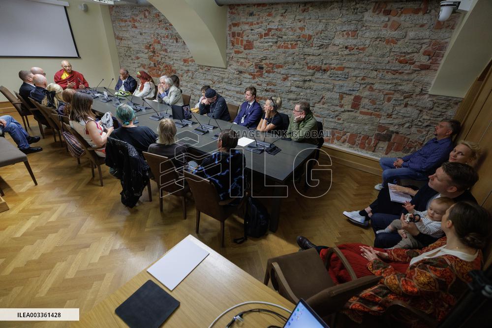 Lecture in Riigikogu "Find peace within yourself"