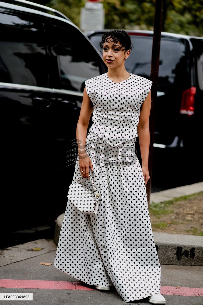 PFW - Ganni Street Style