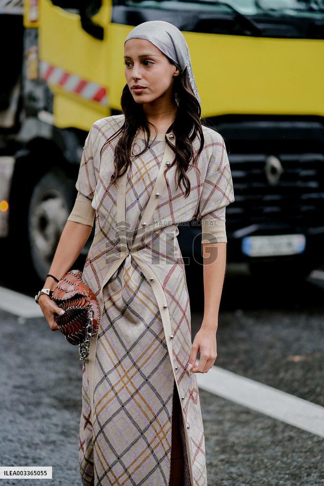 PFW - Rabanne Street Syle