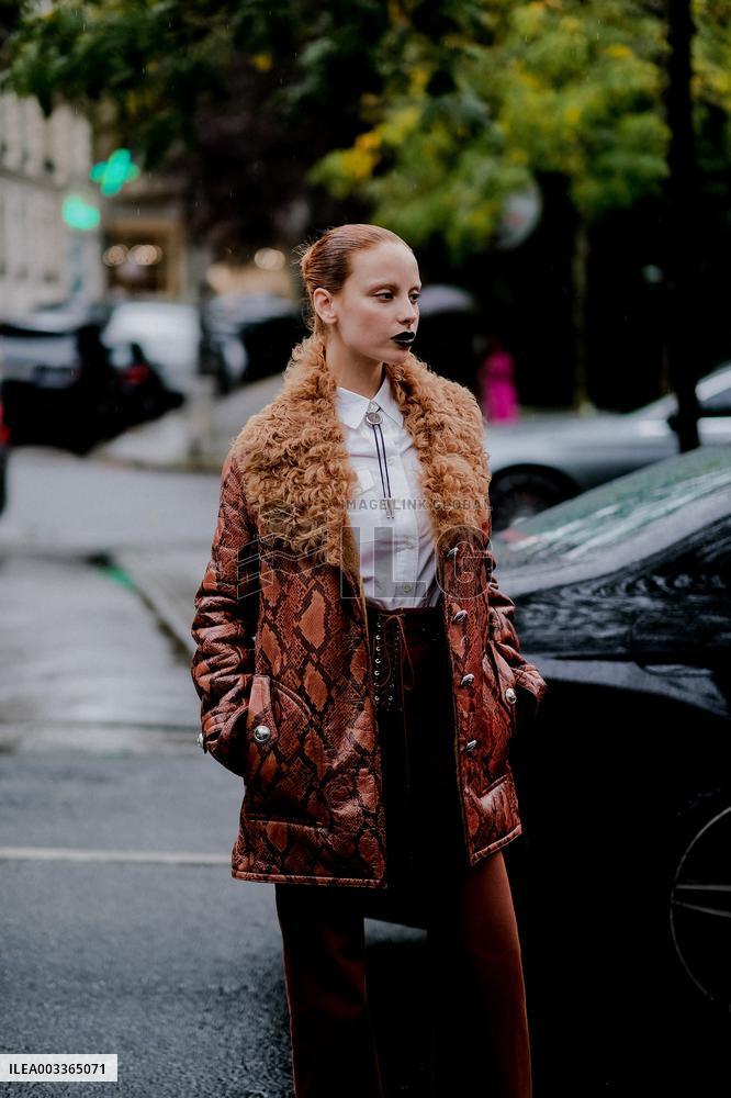 PFW - Rabanne Street Syle