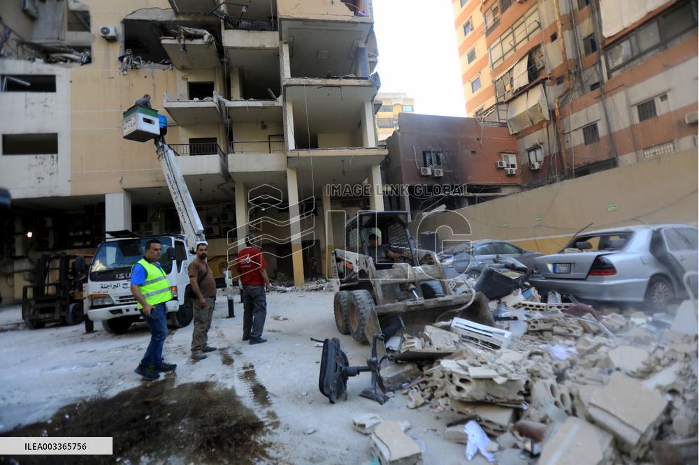 Israeli Bombings Kill More Than 700 - Lebanon
