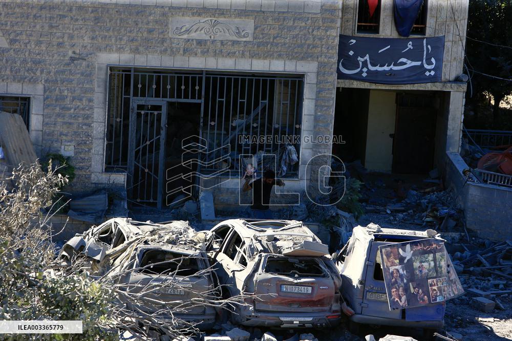 Israeli Bombings Kill More Than 700 - Lebanon