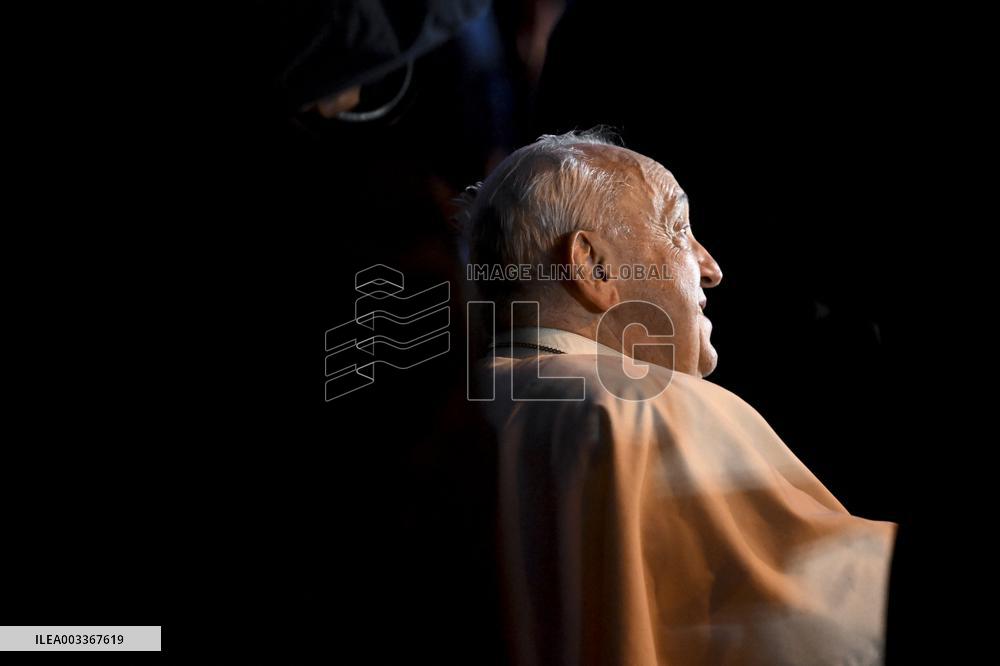 Royals Welcome Pope Francis - Brussels