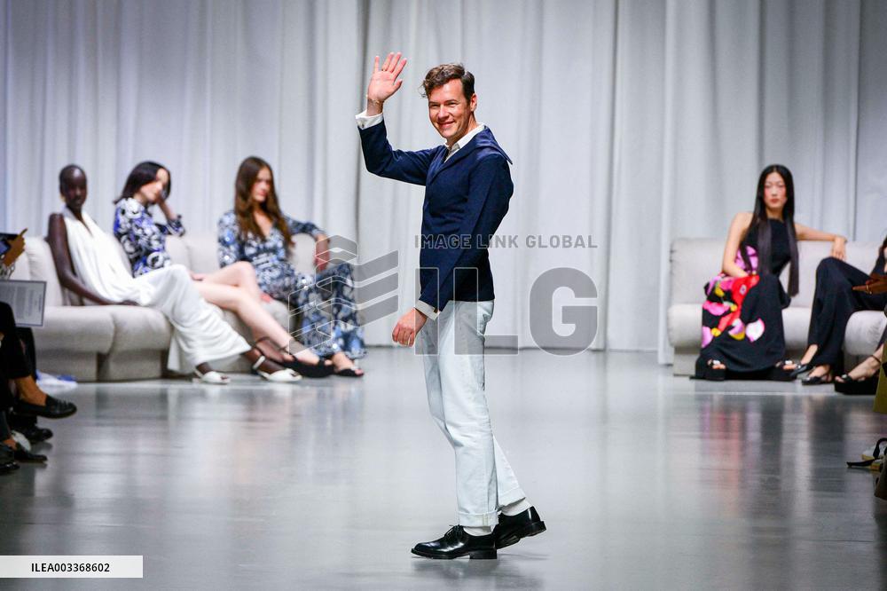 PFW - Leonard Paris Runway