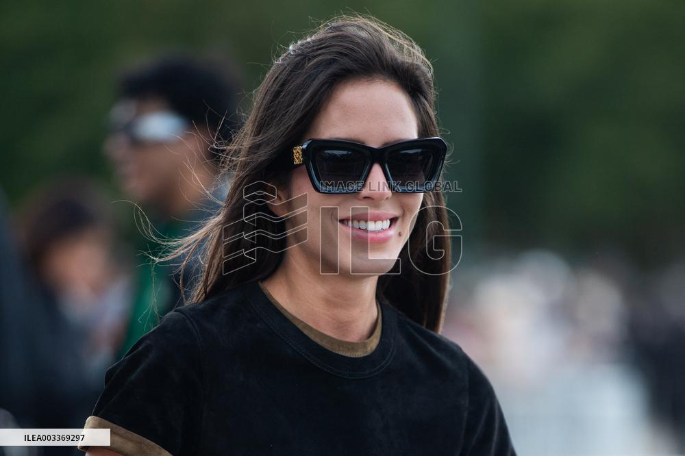 PFW Loewe Arrivals