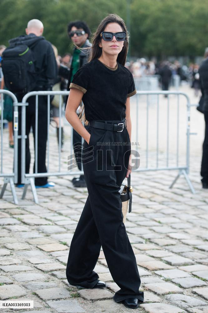 PFW Loewe Arrivals