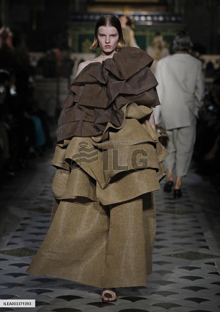 PFW - Uma Wang Runway