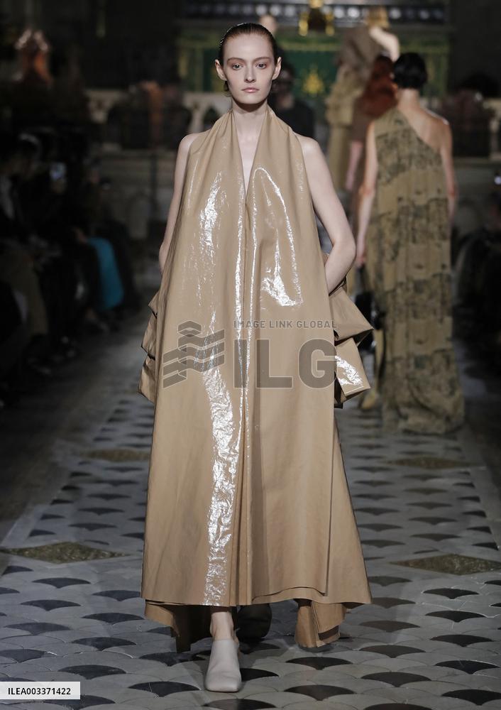 PFW - Uma Wang Runway