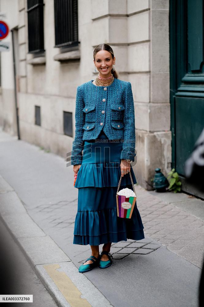 PFW - Roger Vivier Street Style