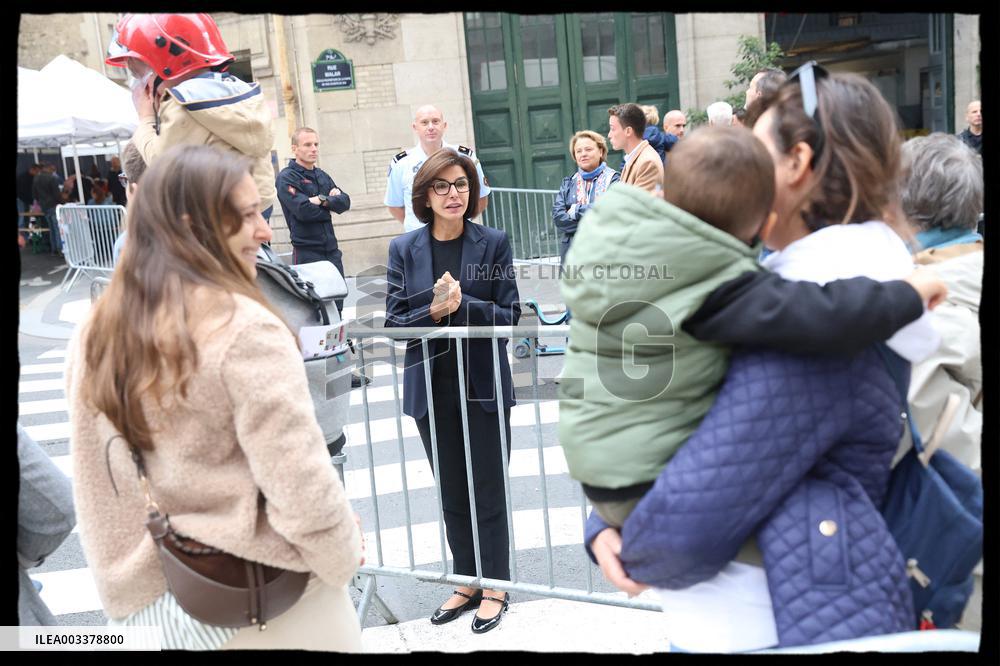 Rachida Dati Visits Malar Fire Station - Paris