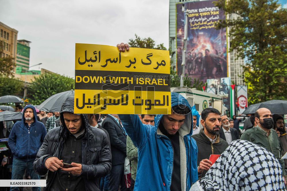 Iranians Mourn Nasrallah - Tehran