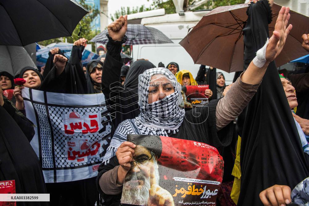 Iranians Mourn Nasrallah - Tehran