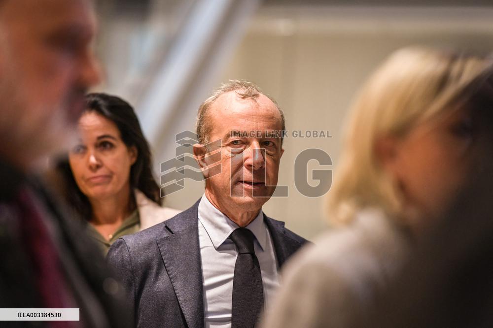 Marine Le Pen at Court of Paris
