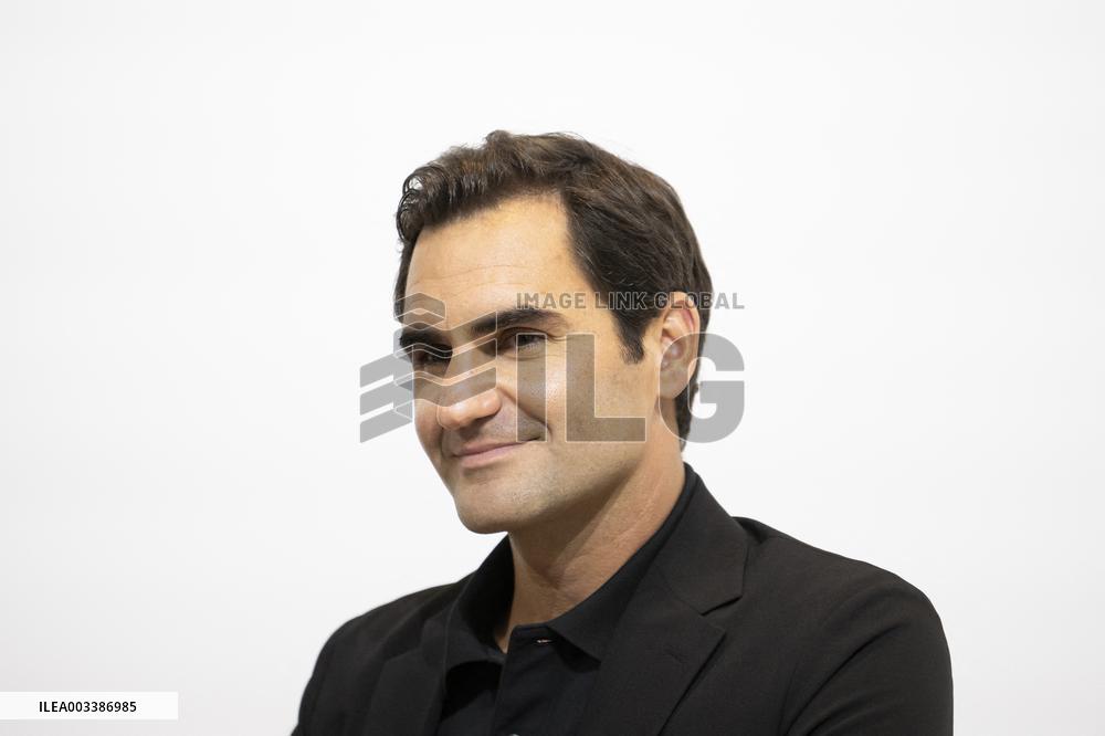 Roger Federer At UNIQLO Press Conference - Paris