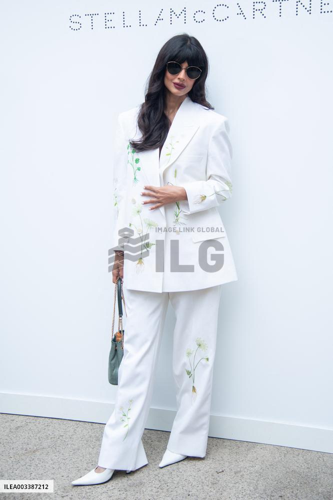 PFW Stella Mc Cartney Front Row