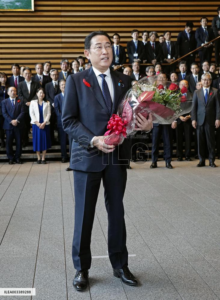Japan PM Kishida to be succeeded by Ishiba