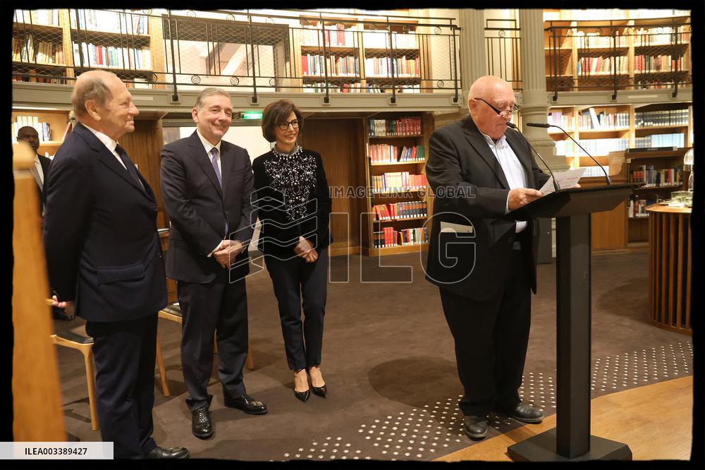 Rachida Dati Awards Raymond Depardon - Paris