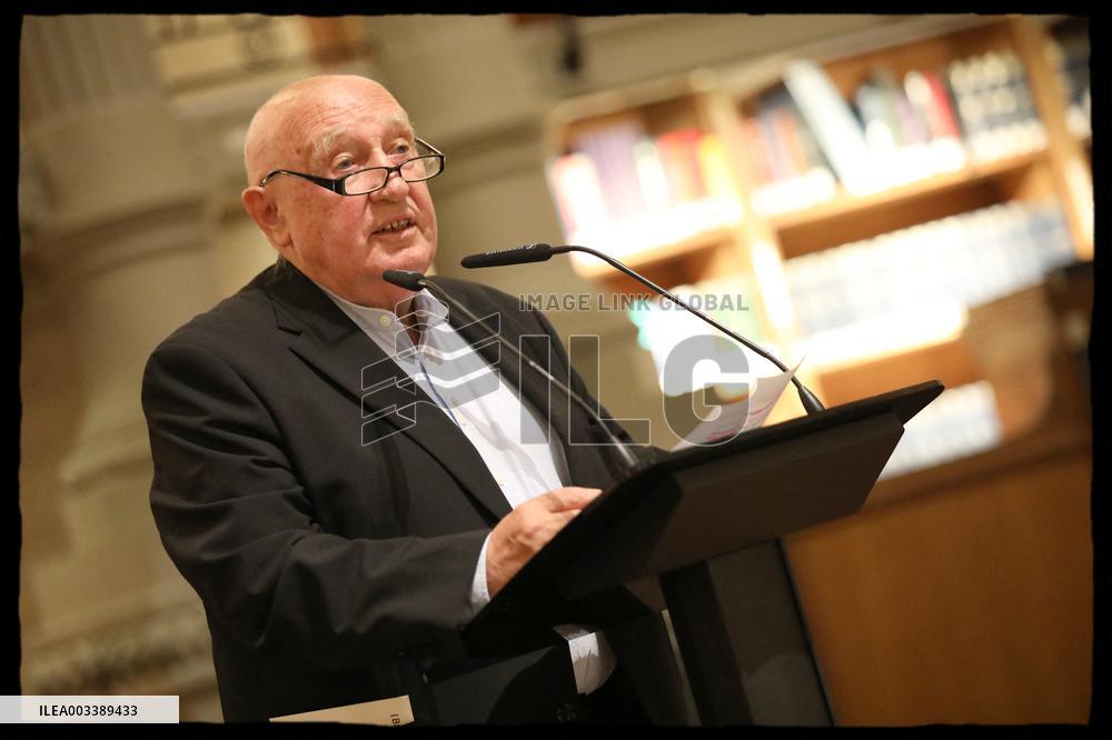 Rachida Dati Awards Raymond Depardon - Paris