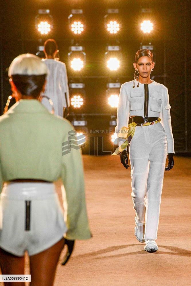 PFW - Maison Yoshiki Runway