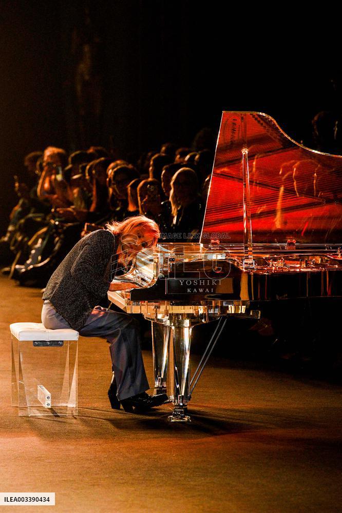 PFW - Maison Yoshiki Runway