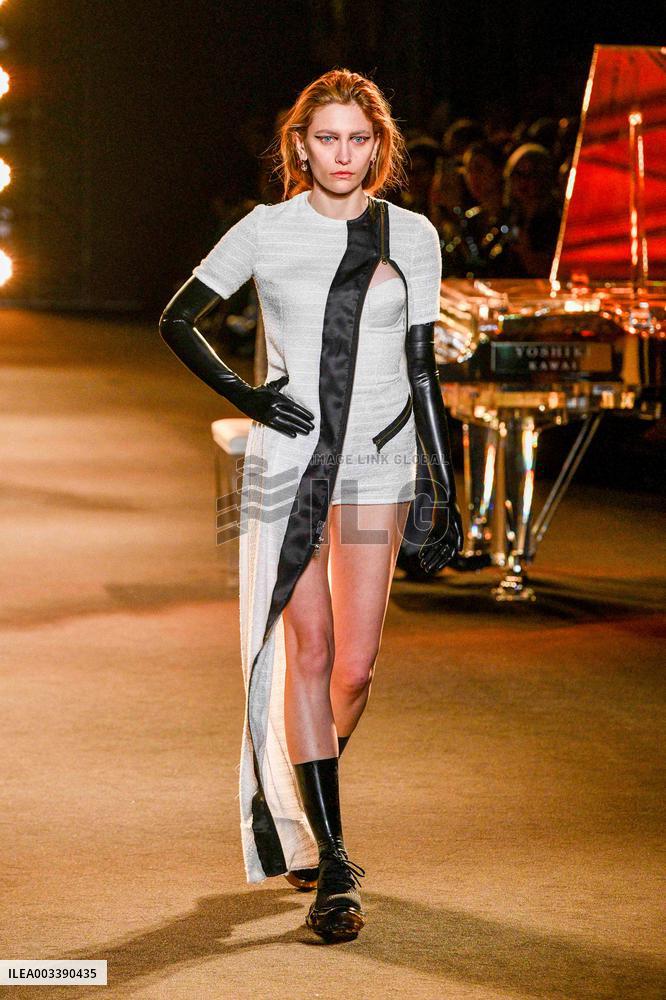 PFW - Maison Yoshiki Runway