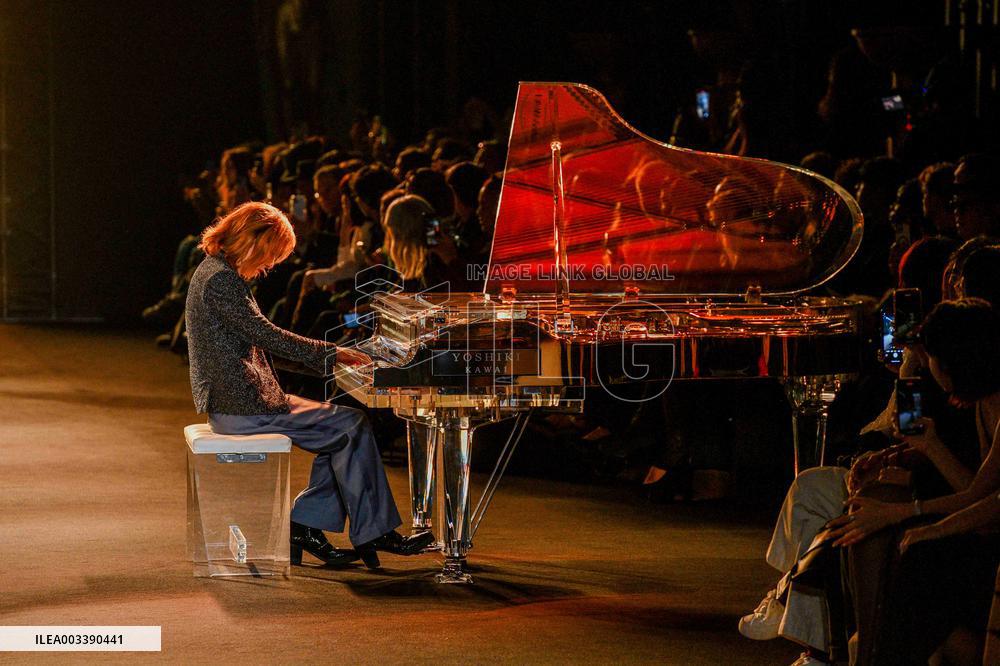 PFW - Maison Yoshiki Runway