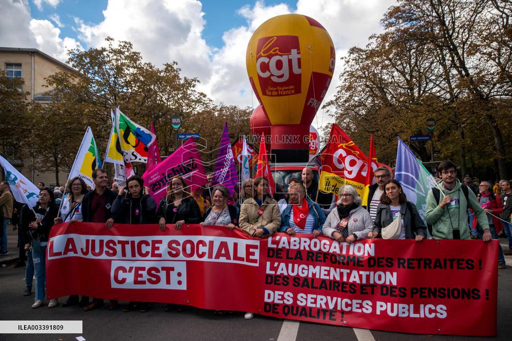 Inter-Union Demonstration - Paris