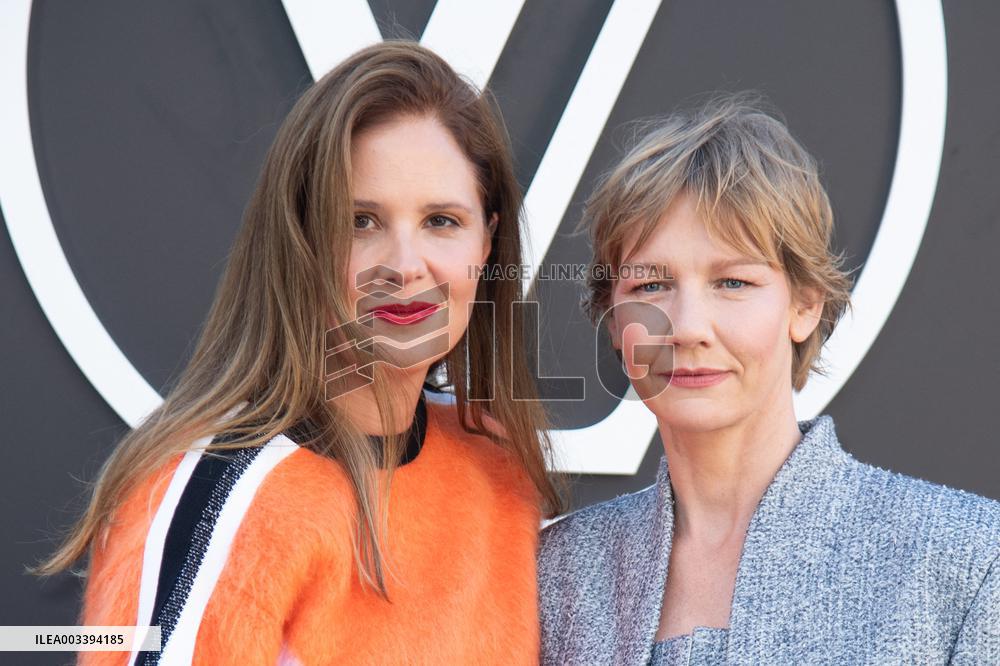 PFW Louis Vuitton Photocall