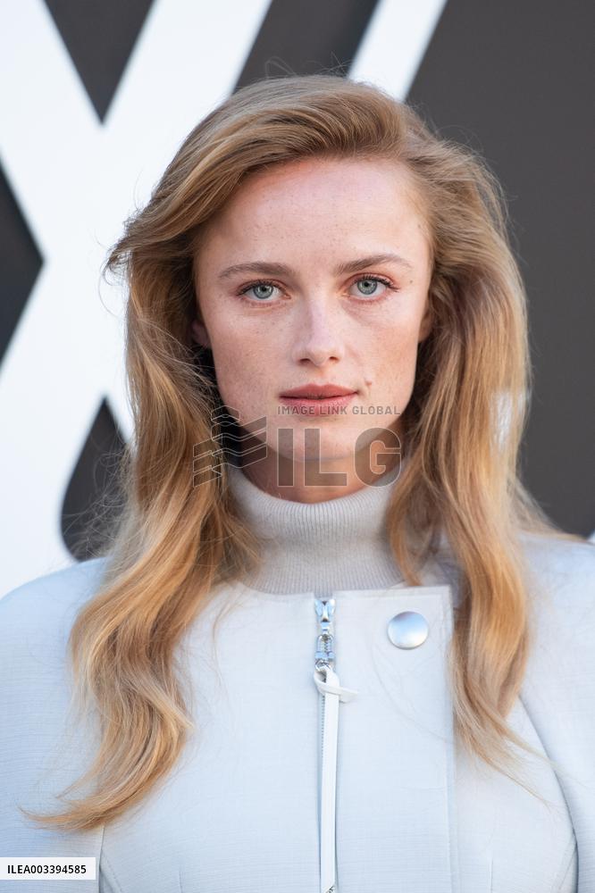 PFW Louis Vuitton Photocall