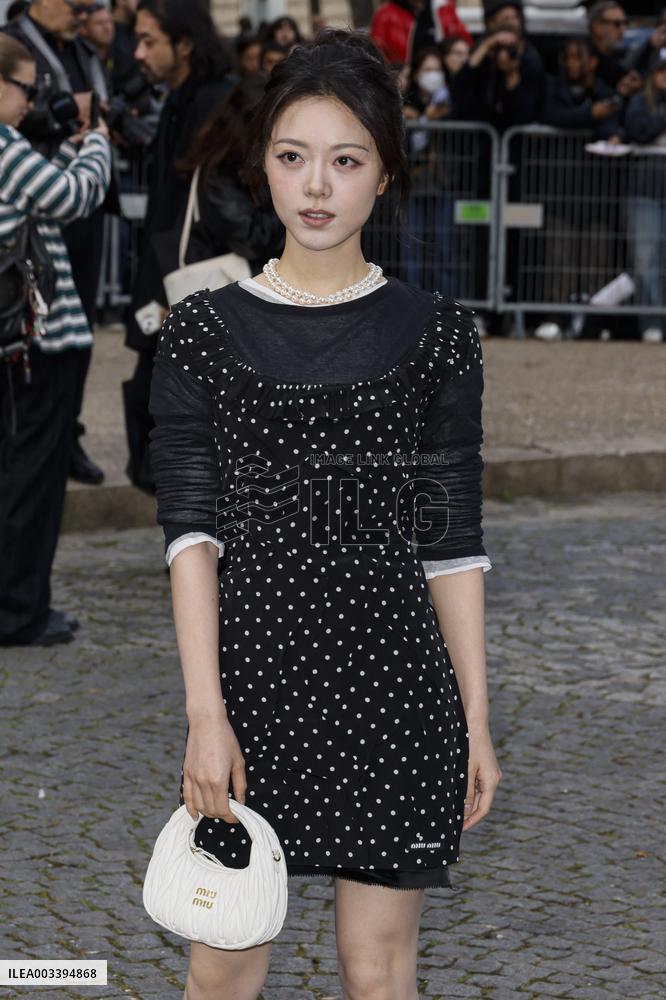 PFW - Miu Miu Arrivals