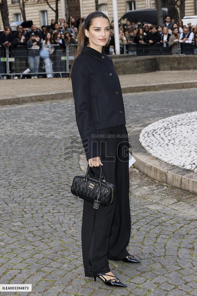 PFW - Miu Miu Arrivals