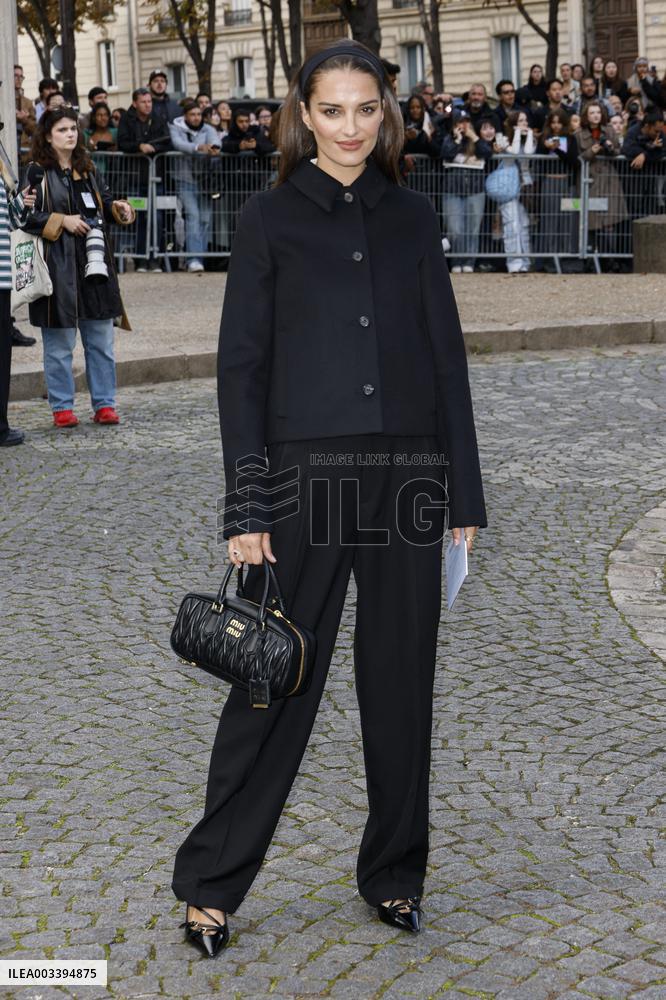 PFW - Miu Miu Arrivals