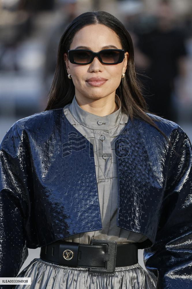 PFW - Louis Vuitton Arrivals