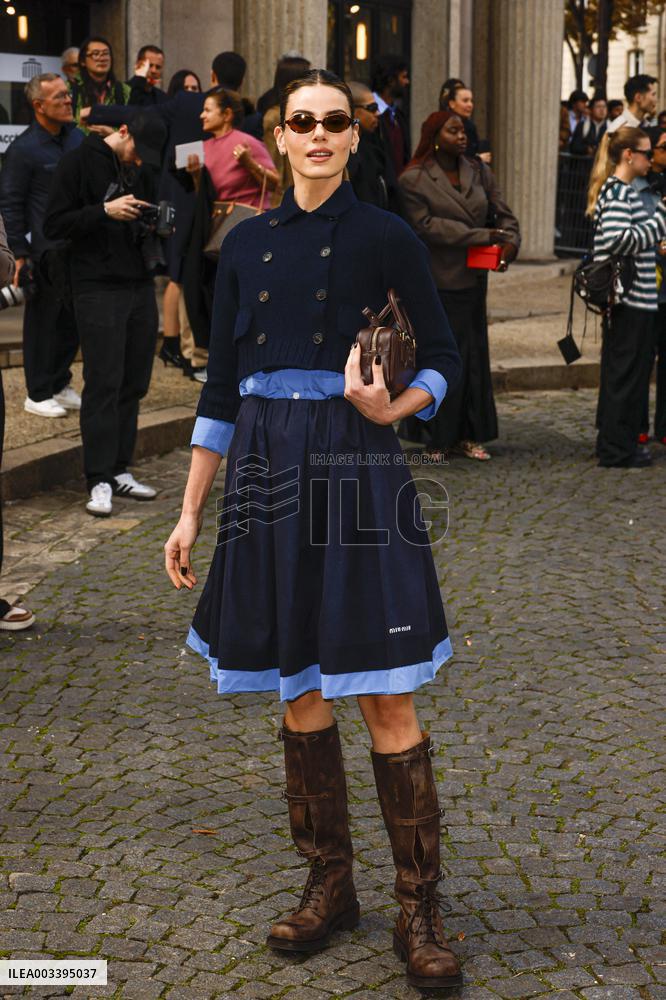 PFW - Miu Miu Arrivals