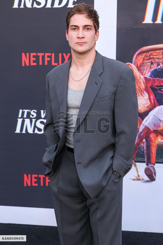 It's What's Inside Premiere - LA