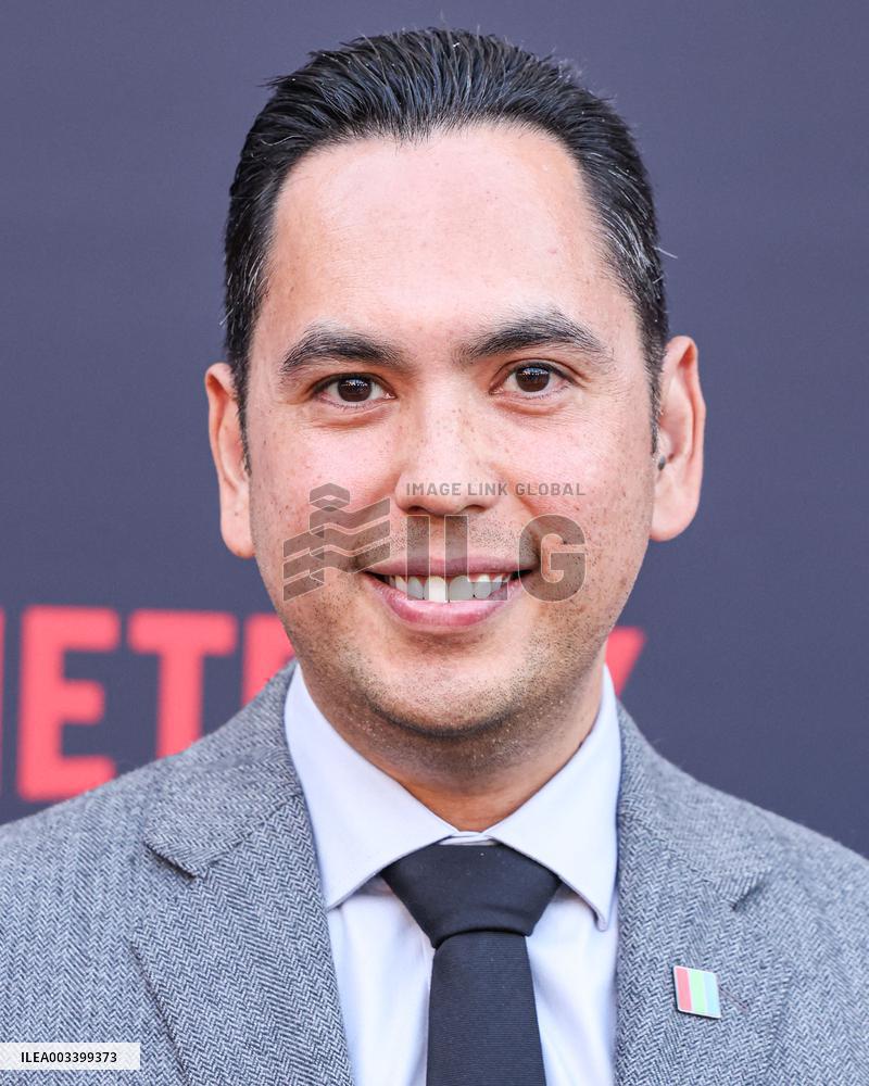 It's What's Inside Premiere - LA