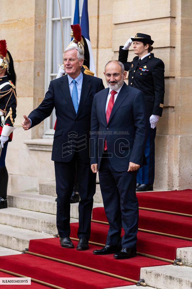 PM Barnier Receives Armenia Counterpart - Paris