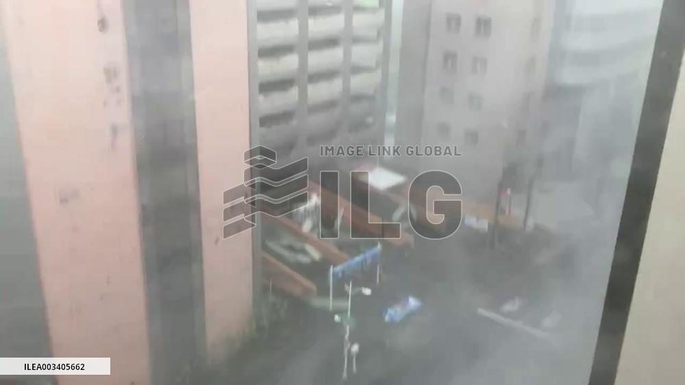 Taiwan: Typhoon Krathon Slams Into Southwestern Coast 11